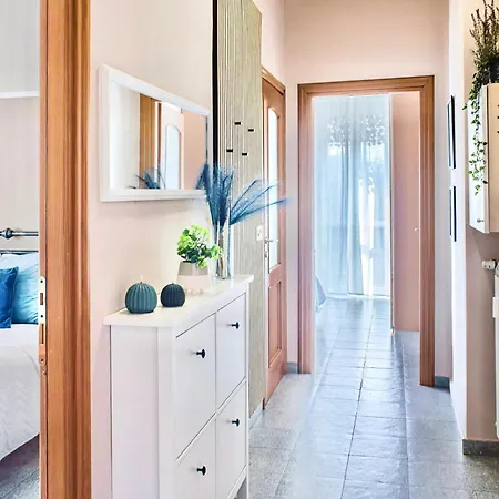 -politecnico- Classy X5 Con Balconi, Vista E Parcheggio Gratuito Διαμέρισμα