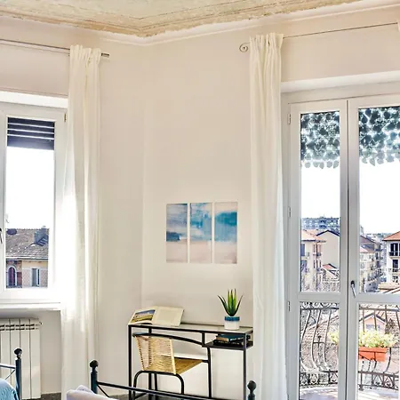 -politecnico- Classy X5 Con Balconi, Vista E Parcheggio Gratuito Διαμέρισμα *